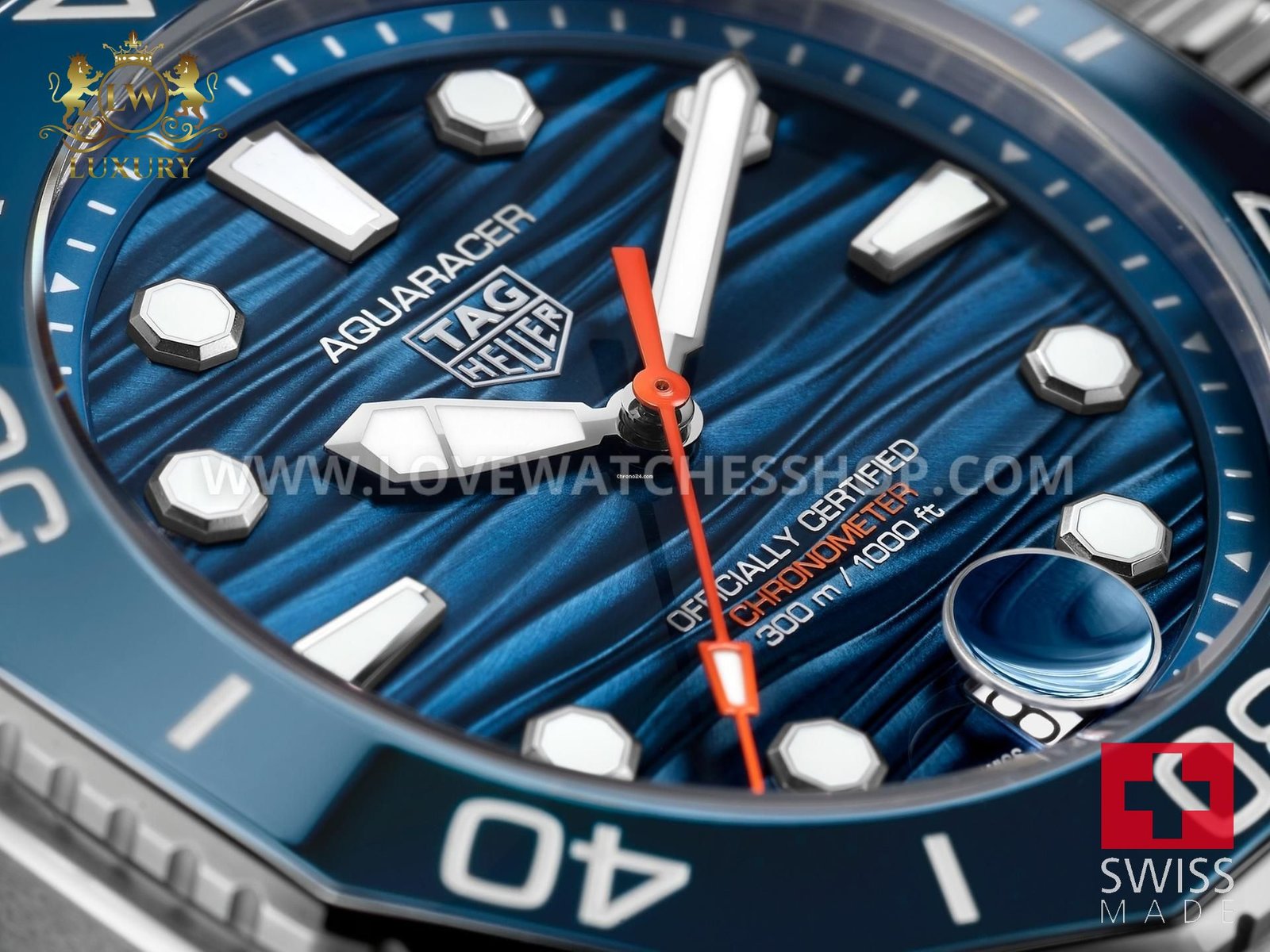 TAG Heuer Aquaracer 300M Professional 300 Date Aquaracer 42mm 300m