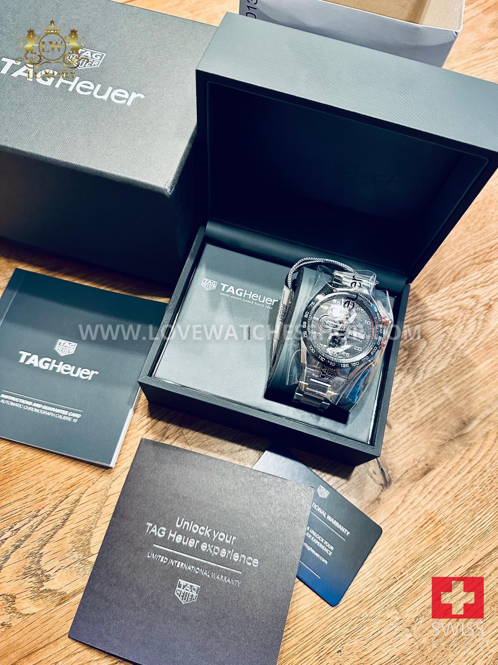 TAG Heuer Carrera Calibre 16 Ungetragene Carrera Calibre 16 Chronograph Automatik 100M 44mm