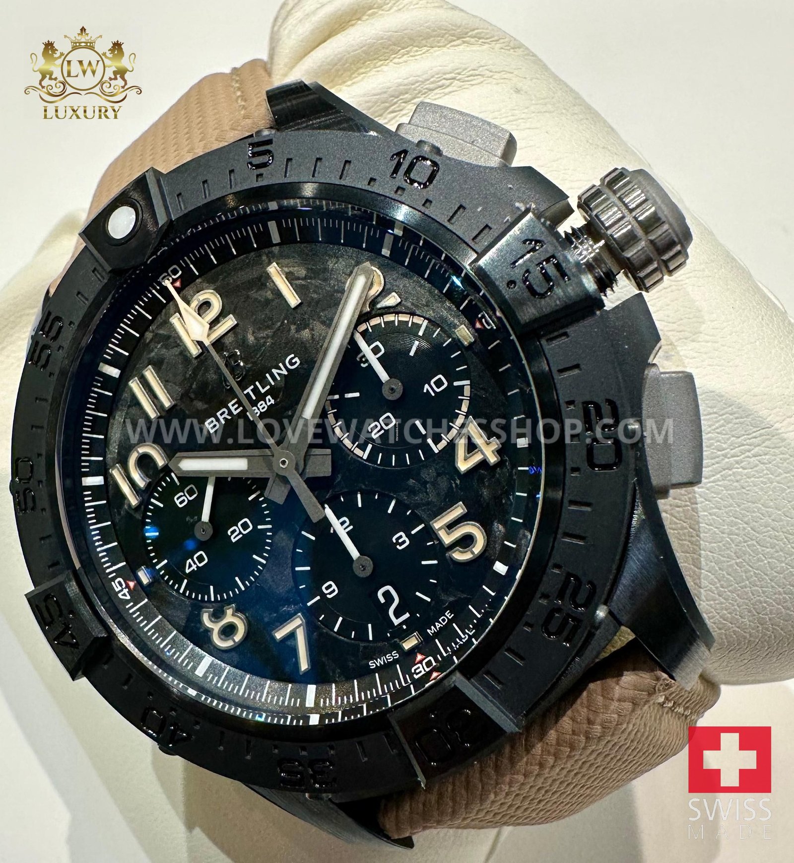 Breitling Avenger Ungetragene Avenger B01 Chronograph 42 Night Mission