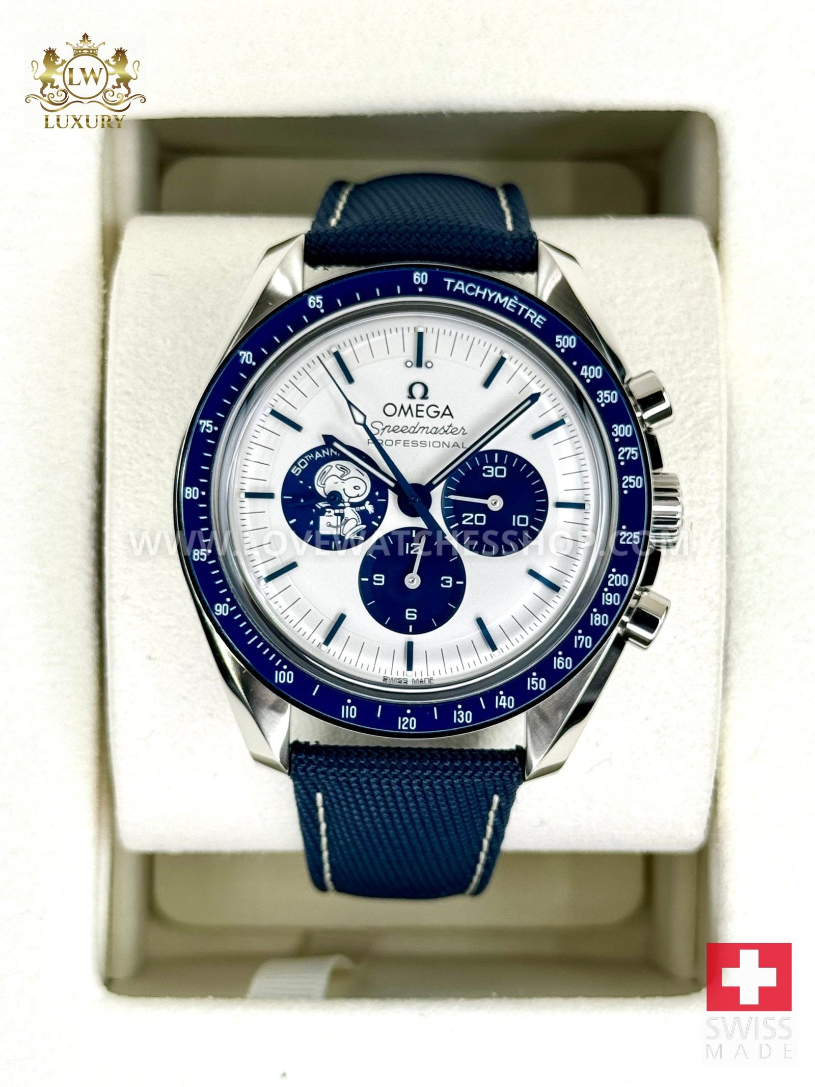 Omega Speedmaster Silver Snoopy Award 42mm 310.32.42.50.02.001