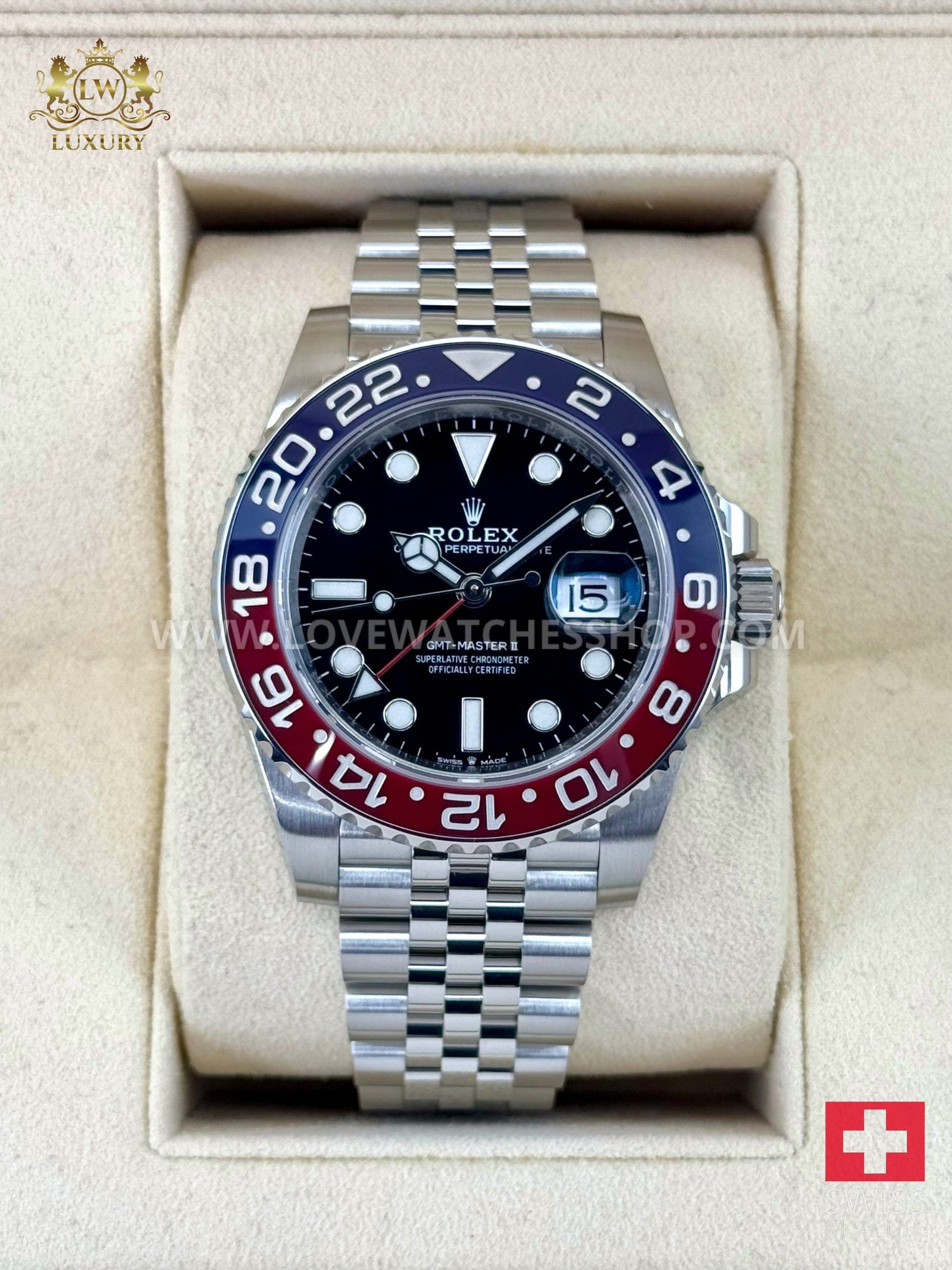 Rolex GMT Master-II "Pepsi" 40mm 126710BLRO Jubilee