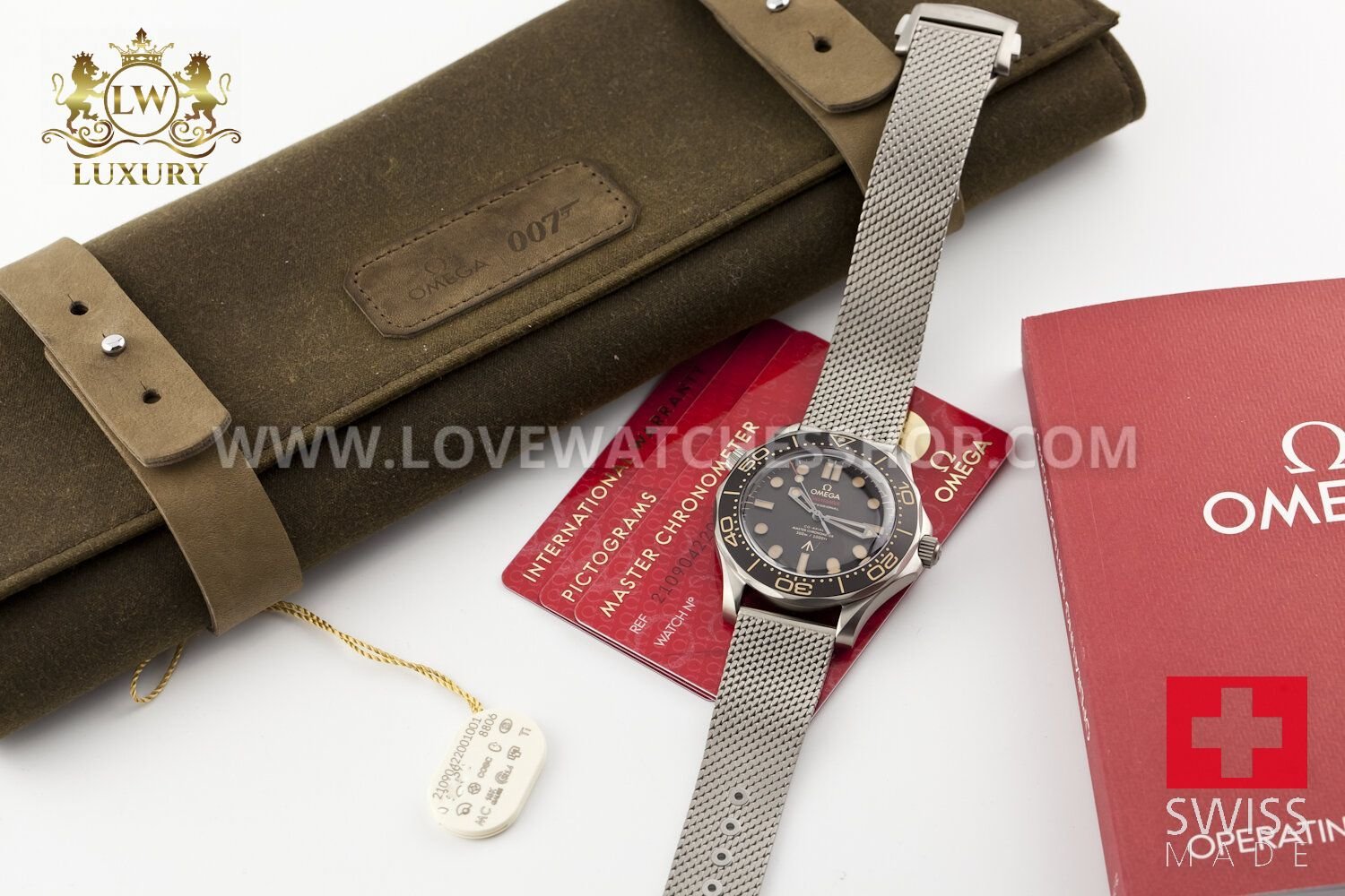 Omega Seamaster 300 42mm James Bond No Time To Die silver and black dial NTTD 210.90.42.20.01.001
