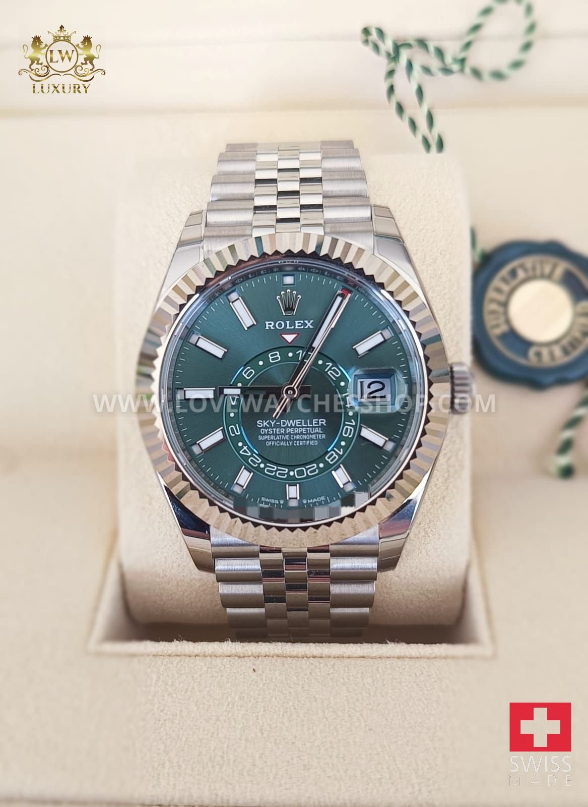 SKY-DWELLER MINT GREEN JUBILEE 42mm