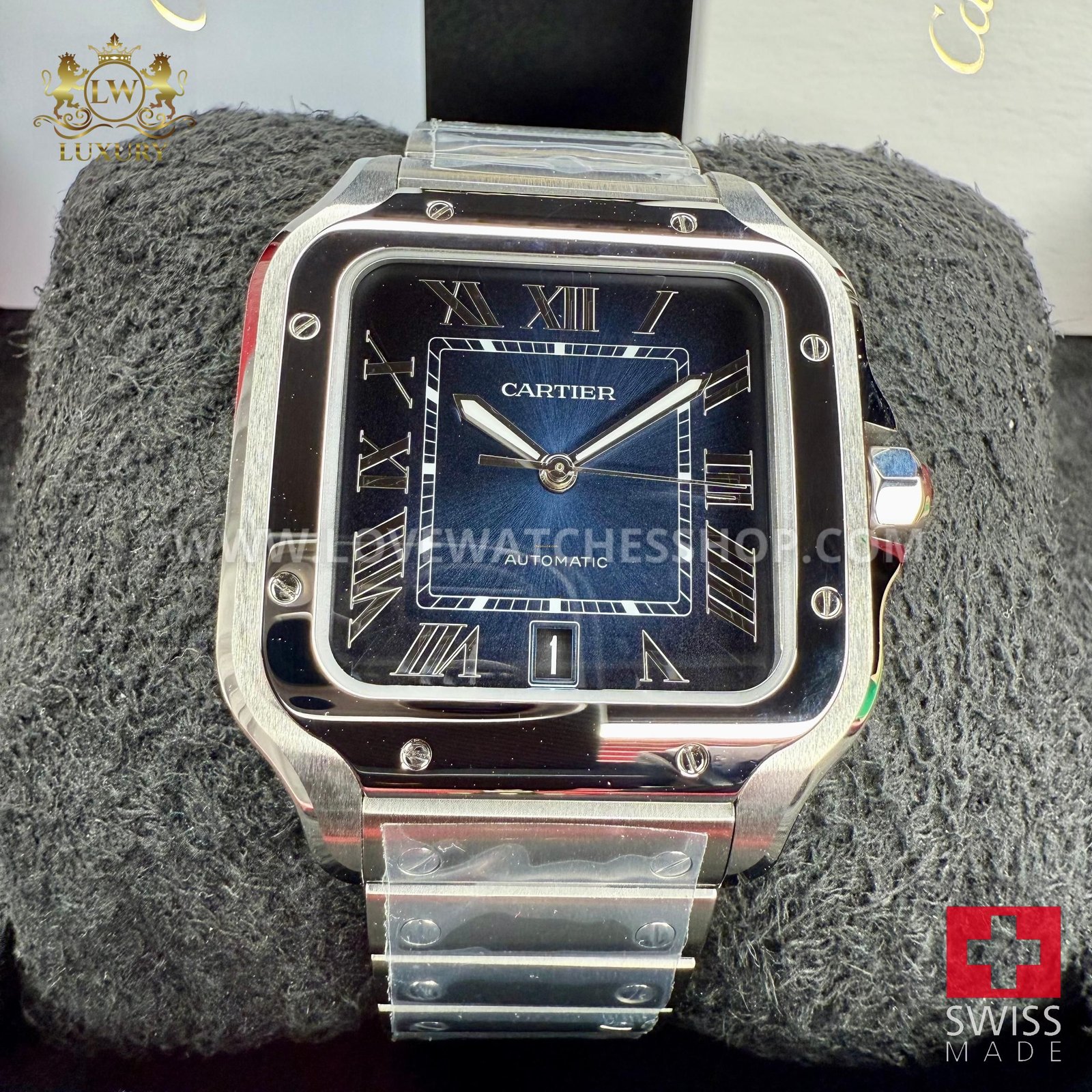 Cartier Santos Unworn | Unsized | 2025 | Santos De Cartier Blue Dial | Size L | WSSA0071